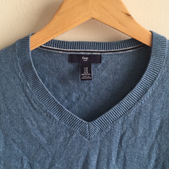 Gap Factory V-Neck Sweater - Picture 3 of 3